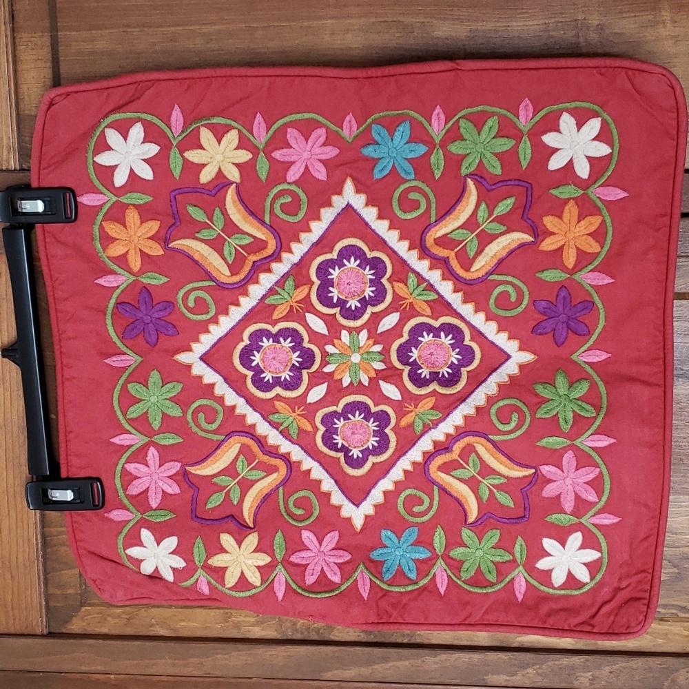 Pottery Barn ROMANIA Floral Embroidered Accent Throw Pillow Cover